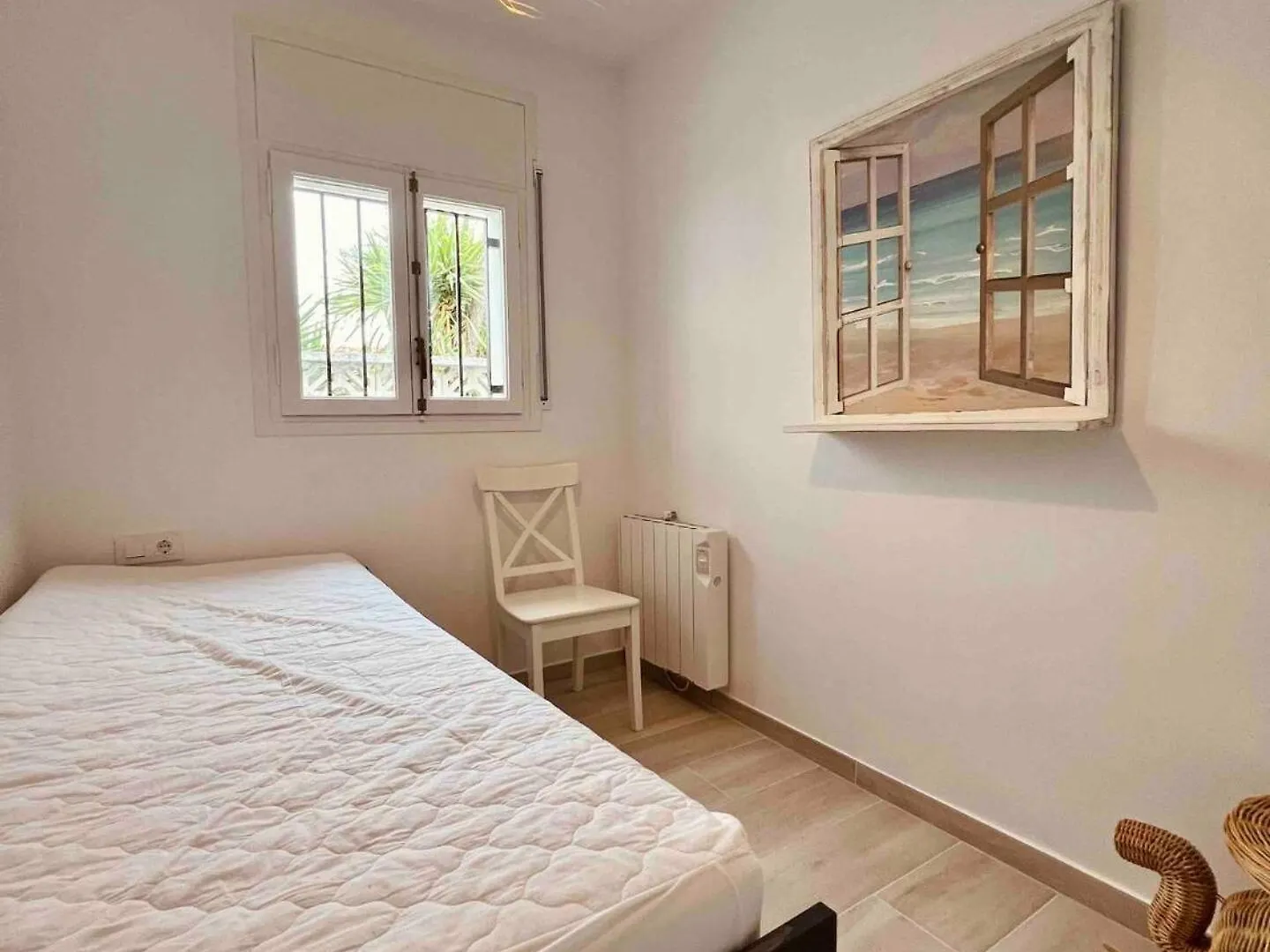 Villa Catalane, Proche De La Mer, Jardin Et Piscine Empuriabrava 0*,  Spain